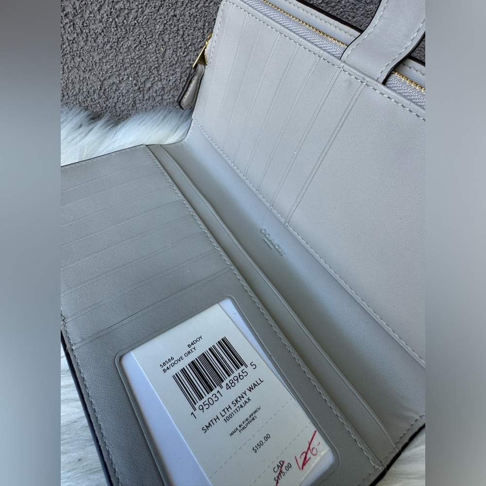 Skinny Wallet - Picture 3 of 5